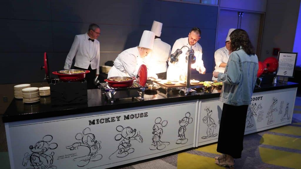 Ink & Paint Club Food Station 1
